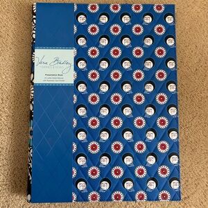 Vera Bradley Blue Floral Daisy Pattern Presentation Book